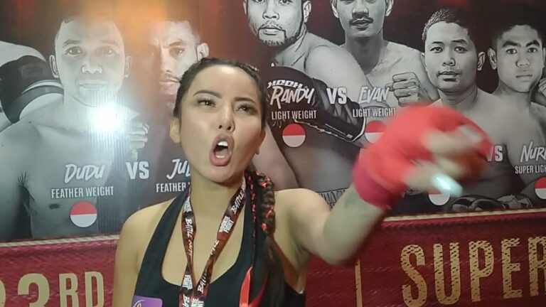 Ayu Aulia Tunjukkan Prestasi di Dunia Tinju, Tantang Dinar Candy untuk Pertandingan Ulang Ayu Aulia