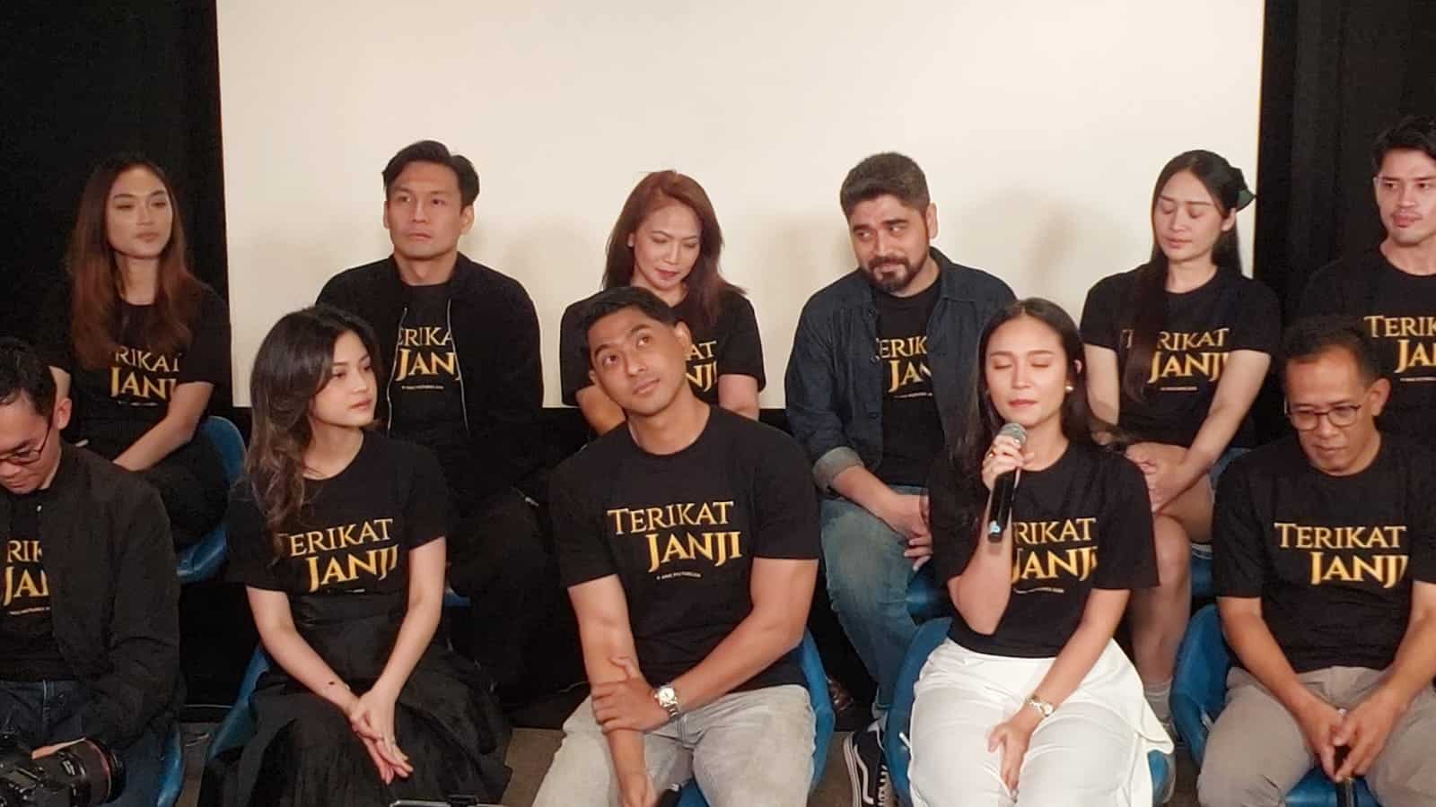 Transformasi Arya Saloka Jadi Tukang Ketoprak Misterius, Sinetron 'Terikat Janji' Siap Mengguncang RCTI IMG 20260330 WA0025