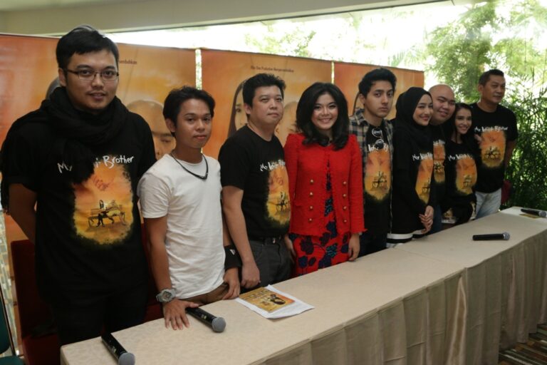 Film 'My Idiot Brother' Sarat Akan Pesan Moral photo 5