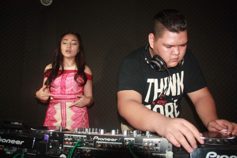 menda dan DJ _ 4