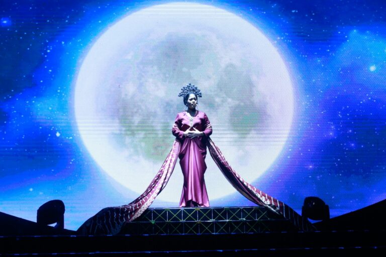 Picsart_22-11-13_11-29-05-528