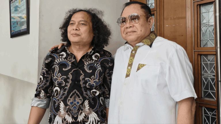 Deolipa Yumara dan Adam Damiri