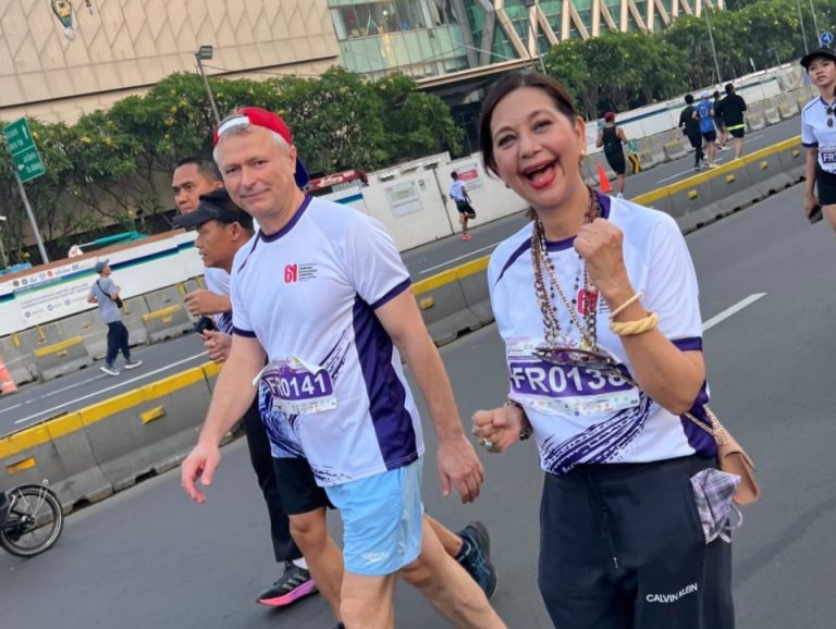Ayu Azhari Rasakan Makna “Run Together, Stronger Nation” di Lemhanas Fun Run 2026 1001931583