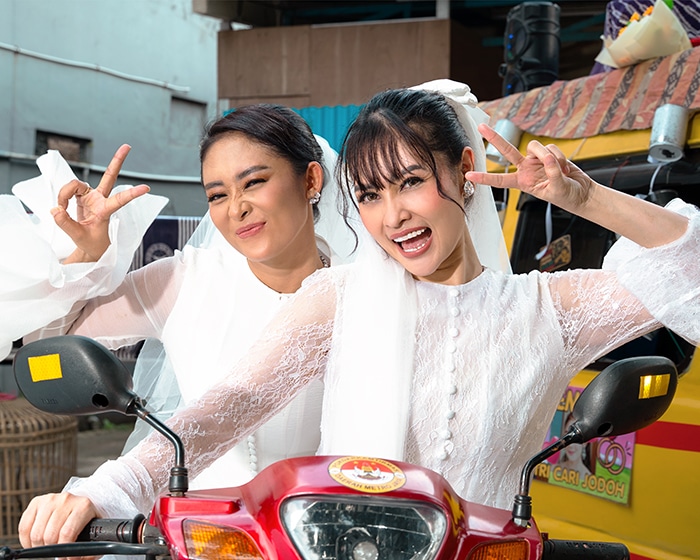 Duo Anggrek Ajak Cari Kepastian Lewat Single Terbaru Aman Aja (Sah!) Promo Image 5_Aman Aja (Sah!) (1)