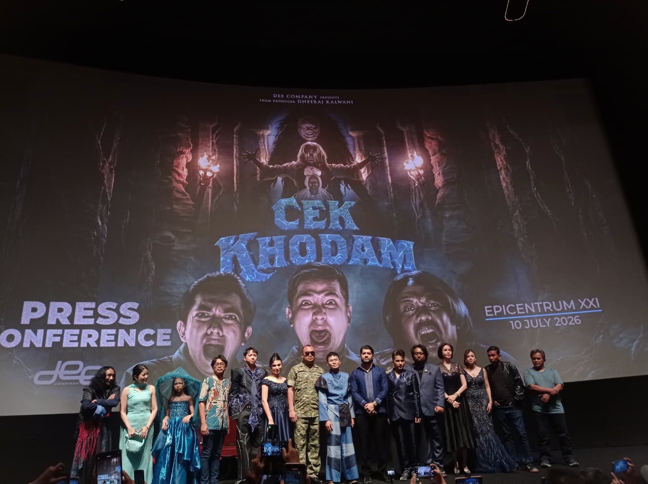 Jirayut Jadi Pemeran Utama di Cek Khodam, Film Horor Komedi yang Bilang Hantu Kalah Seram dari Tanggal Tua 1002033860