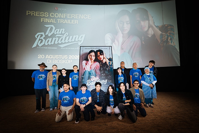 Siap-Siap Baper! Final Trailer Dan Bandung Resmi Dirilis, Kisah Cinta Pidi Baiq Siap Bikin Penonton Nangis di Bioskop DDP04484