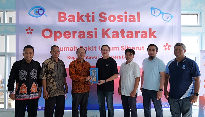 Foto 3 - Baksos Operasi Katarak BCA di Mentawai
