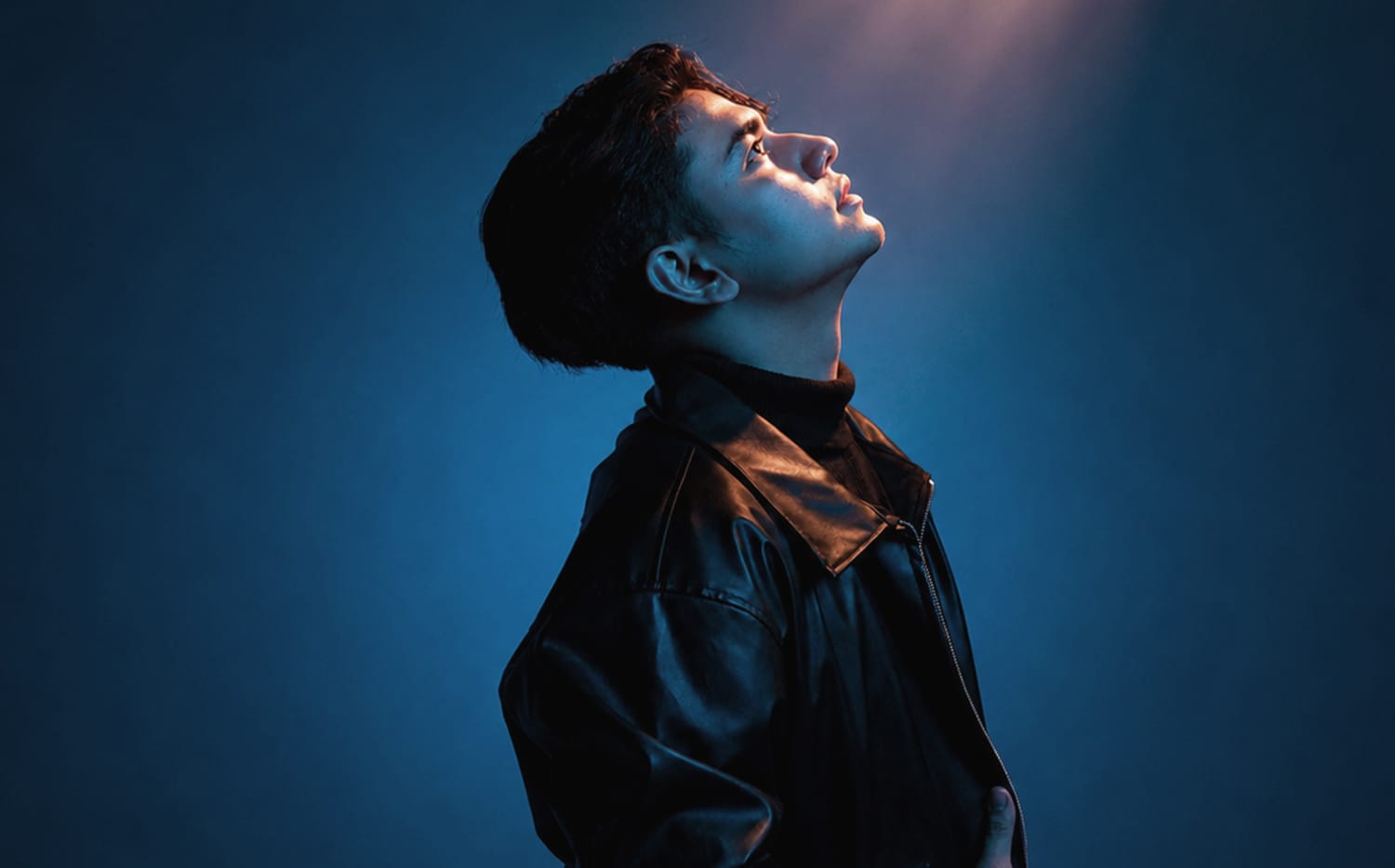 Syakir Daulay Rilis "Menembus Langit", Lagu Penuh Air Mata tentang Kehilangan yang Siap Menyentuh Hati Pendengar IMG-20260807-WA0007