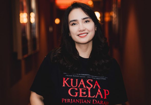 11 Tahun Vakum, Feby Febiola Kembali Akting Lewat Film Kuasa Gelap: Perjanjian Darah IMG-20260810-WA0027