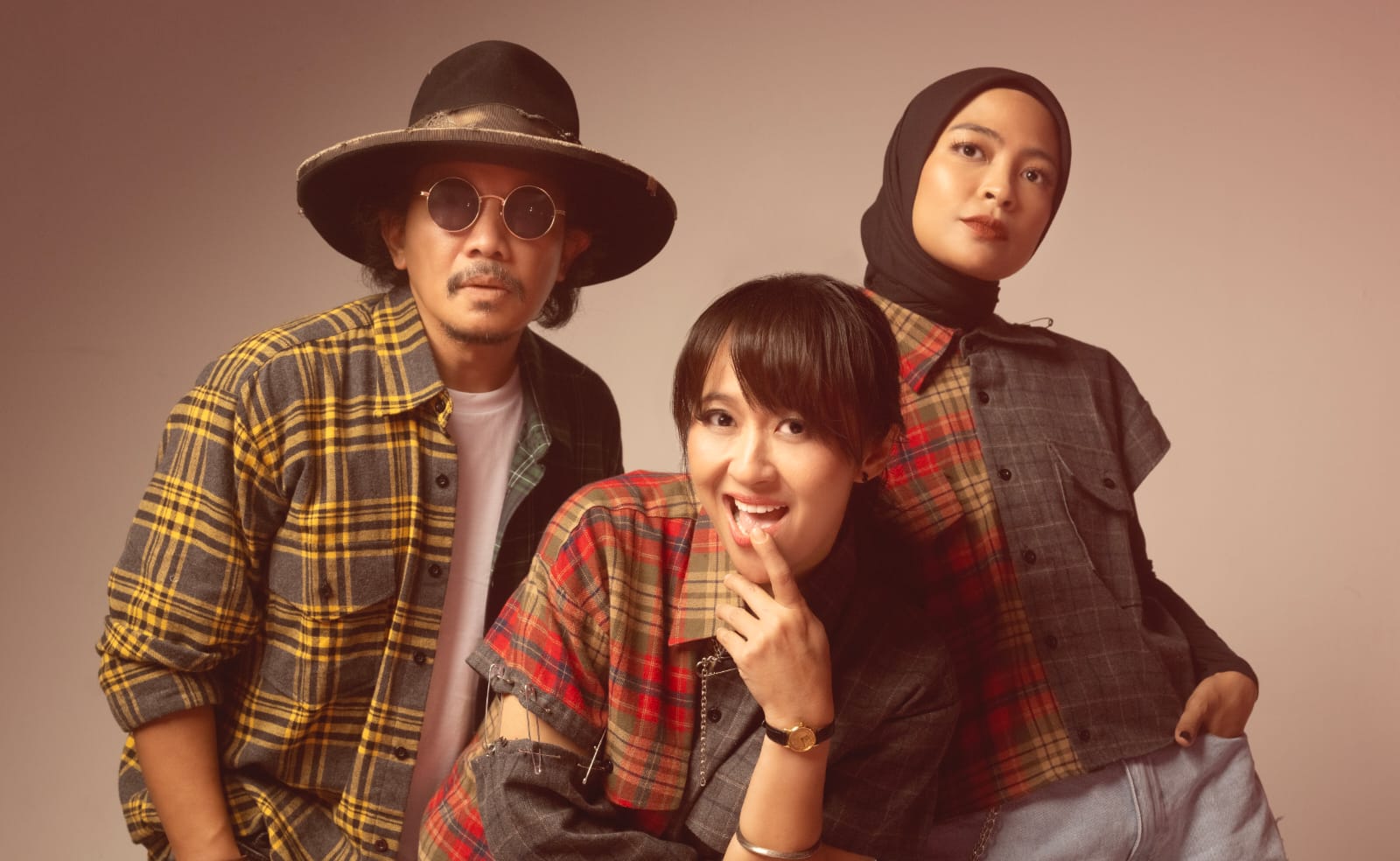 Setelah 18 Tahun Bersama Label, KOTAK Pilih Independen dan Rilis “YOLO” IMG-20260811-WA0054